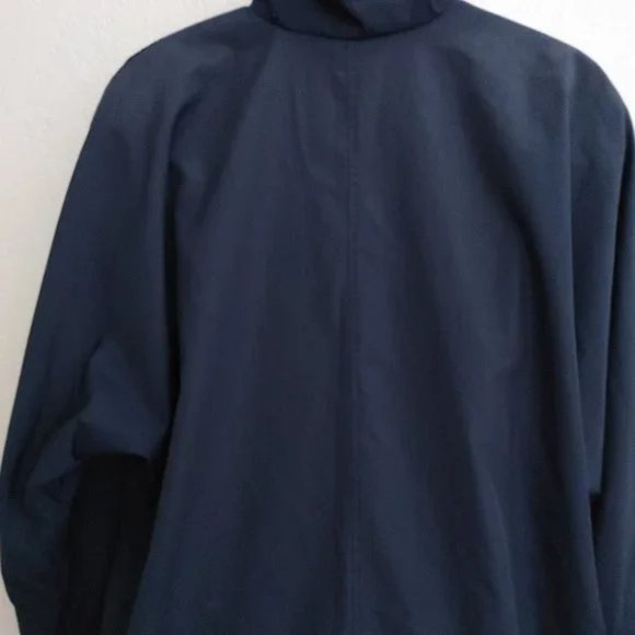 Vintage Charles Klein Men's Navy Rain Jacket (12) - Picture 5 of 10